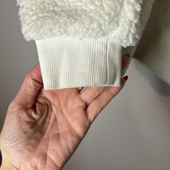 Asics tiger cream Sherpa jacket - Picture 3 of 3